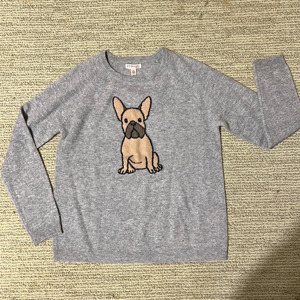 Philosophy cashmere sweater with Frenchie🐾